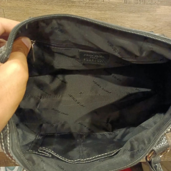 Pierre Cardin Paris Hand Bag in mint condition - Picture 8 of 8